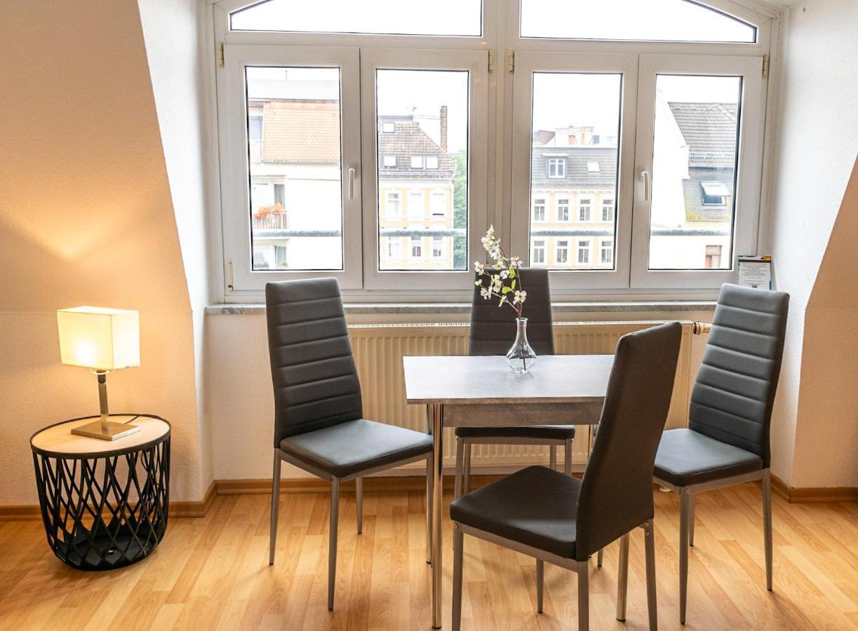 Blue Chili 99 - Grosszuegiges Loft Wlan Boxspringbett Bis 4 Pers Leilighet Leipzig Eksteriør bilde